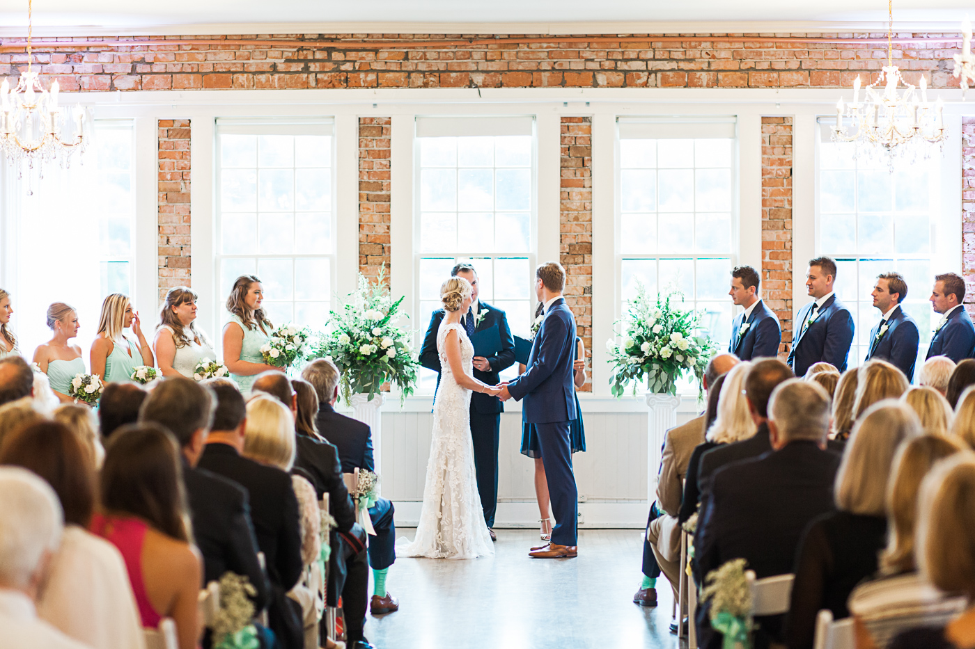 Seattle Wodinville Hollywood Schoolhouse wedding ceremony